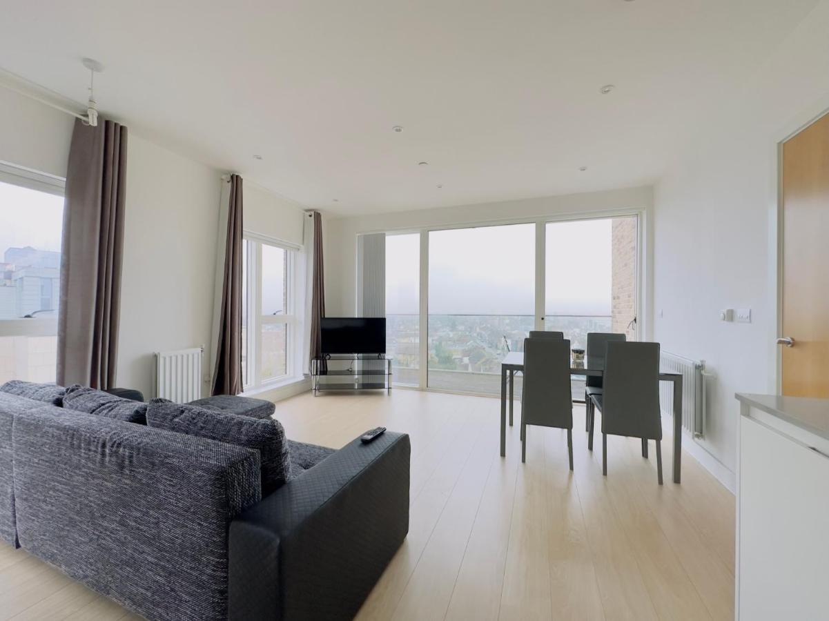 Апартаменты Luxurious Comfy Penthouse - Steps To East Croydon Train Station - Views Экстерьер фото
